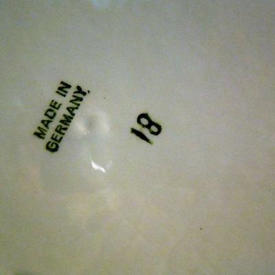 Lot 185: Late 1800's Villeroy & Bosh Mercury Stamp Plate 9 Collector's Plates