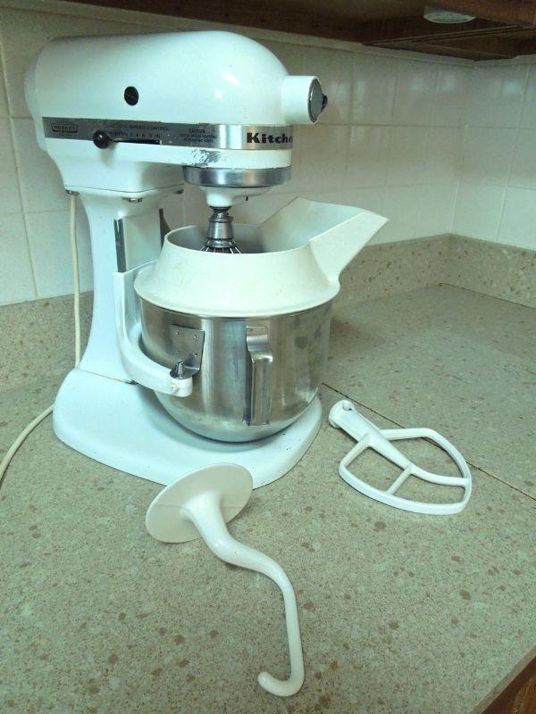 Lot 179 KitchenAid Stand Mixer Model K5SS