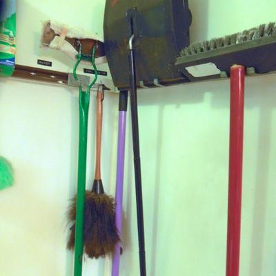 Lot 68: Big Group of Cleaning Supplies and Cleaners