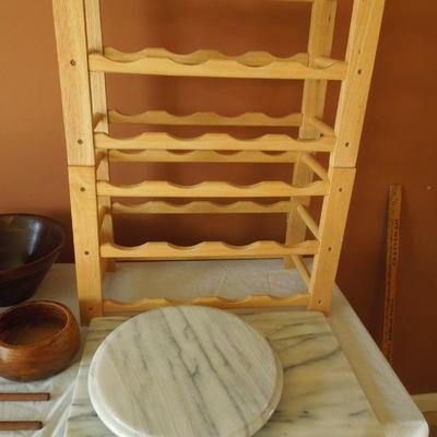Lot 159: Wood and Marble Kitchen Items