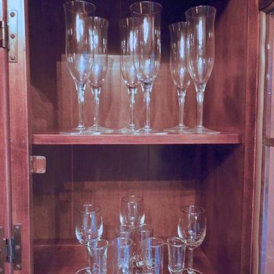Lot 83: Champagne Flutes, Shot and Liqueur Barware