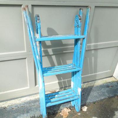 Lot 27: MiniMax Blue Folding Scaffold Ladder