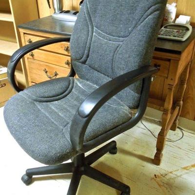 Lot 232: Office Desk, Chair and Accessories