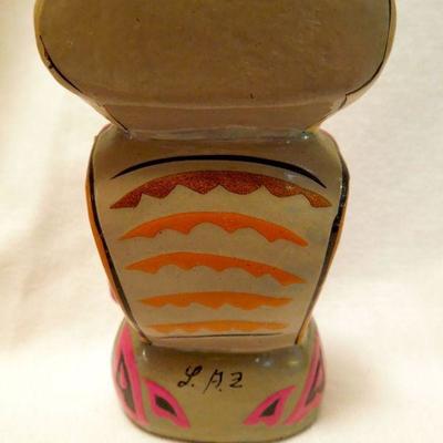 Lot 137: Asian Bowls and Miniature Figurines