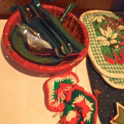 Lot 61: Mega Vintage Christmas Incuding C7 Lights Mercury Glass