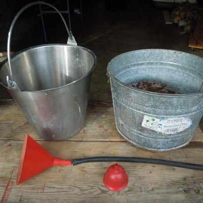 Lot 50: TOKHEIM  Hand Operated VACUUM TRANSFER PUMP, Saw Horses et al