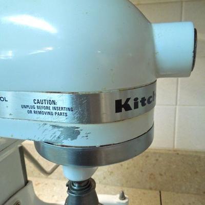 Lot 179: KitchenAid Stand Mixer Model K5-SS
