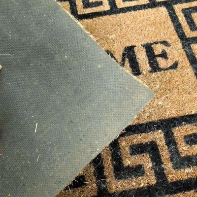 Lot 25: Entryway Items