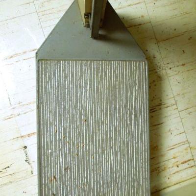 Lot 209: Vintage Detecto 350lbs Physicians Medical Weight Scale Working