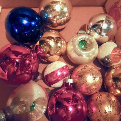 Lot 61: Mega Vintage Christmas Incuding C7 Lights Mercury Glass