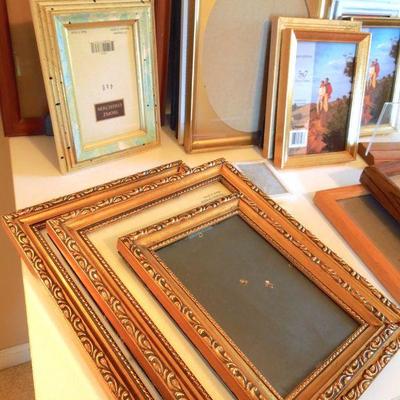 Lot 202: Like New and New Picture Frames