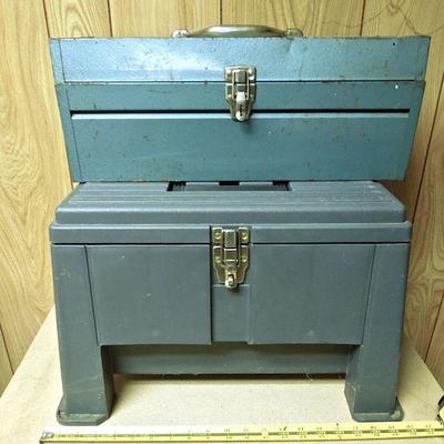 Lot 231: Stack-On Tool Bench, Vintage Metal Box and Nails