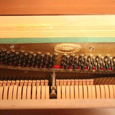 Lot 122: Bradford Aeolian Piano and Bench