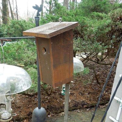 Lot 37: Feed the Birds Please Wild Birds Unlimited et al
