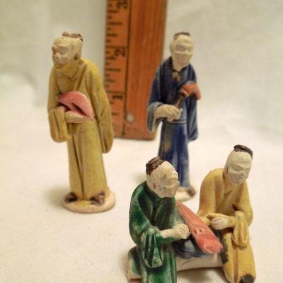 Lot 137: Asian Bowls and Miniature Figurines