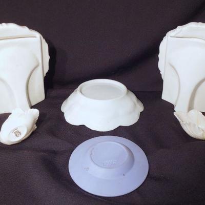 Lot 146: Group of Antique Porcelain and Wedgewood Decoratives