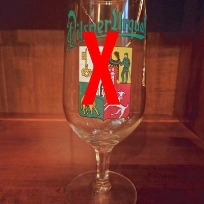 Lot 79: Branded Logo Beer Glasses Naked Lady Glass Guinness Mugs