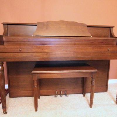 Lot 122: Bradford Aeolian Piano and Bench