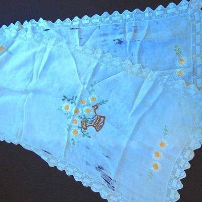 Lot 189: Antique and Vintage Needlework, Embroidered Linens and Tablecloths