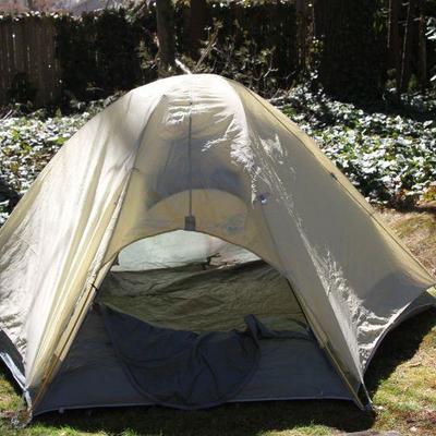 Lot 11: REI Tent 2 Person "Mountain Hut" with Fly
