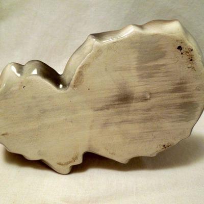 Lot 136: Vintage Decoratives