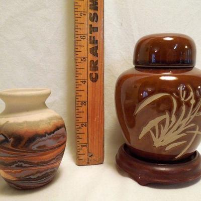 Lot 136: Vintage Decoratives