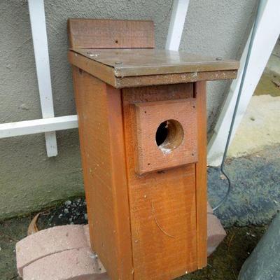 Lot 37: Feed the Birds Please Wild Birds Unlimited et al