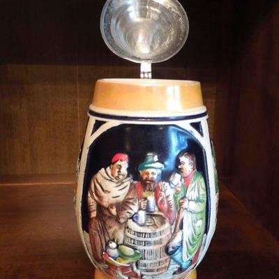 Lot 147: Vintage World Travel Collectibles