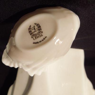 Lot 146: Group of Antique Porcelain and Wedgewood Decoratives