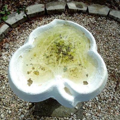 Lot 22: Painted Concrete Leaf Shape Pedestal Bird Bath