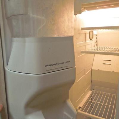 Lot 58: Kenmore Coldspot Side by Side Refrigerator Freezer 
