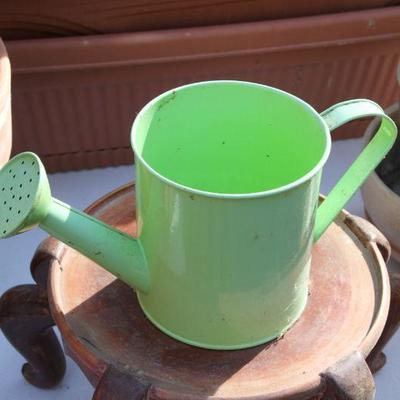 Lot 20: Potting Supplies and Planters