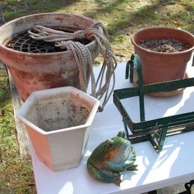 Lot 20: Potting Supplies and Planters