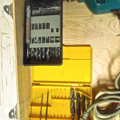 Lot 214: Makita Drill, Drill Bits, Drill Bit Sharpener in Wood Crate Hinged Box