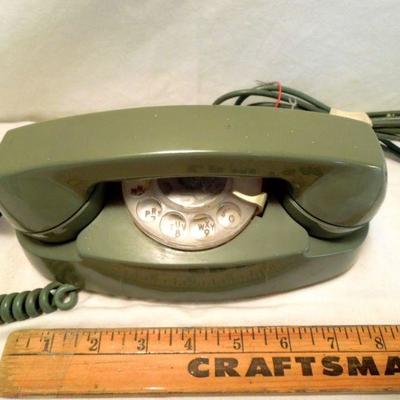Lot 176: The Vintage Desk: Princess Phone, Brass Lamp Marble Alarm