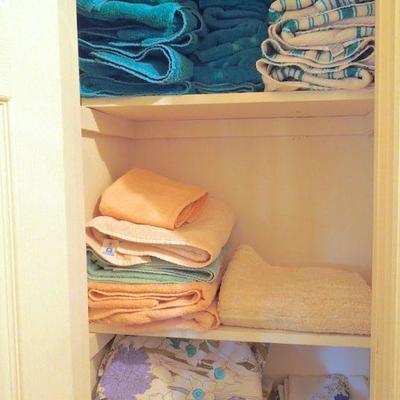 Lot 200: Closet of Bath Towels