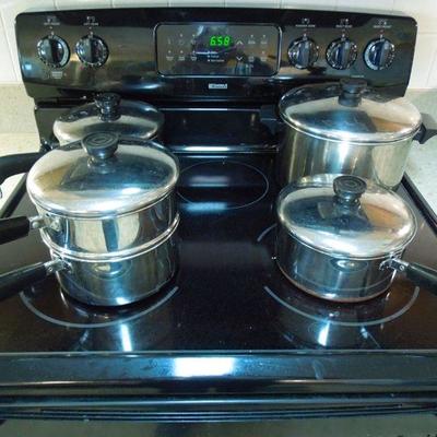 Lot 177: Vintage Reverware Pots, Double Boiler and Lids