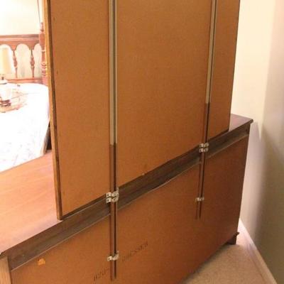 Lot 103: American Furniture Co Dresser Drawers with Mounted Mirror