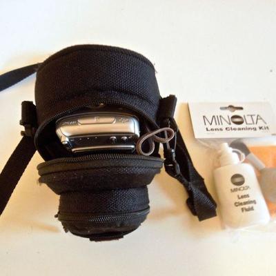 Lot 203: 2 Kodak Easyshare Digital Cameras, Tripod and Camera Bag