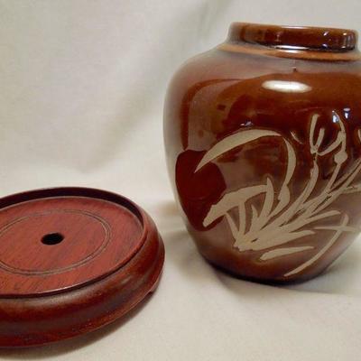 Lot 136: Vintage Decoratives