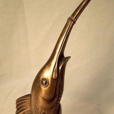 Lot 135: Brass Bookends, Frankoma Vase, Bankers Lamp et al 