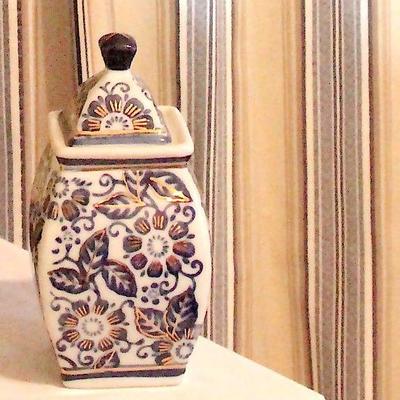 Lot 90: Arts and Crafts Style Lamp, Curtains, Decorative Rods and Porcelain Jar