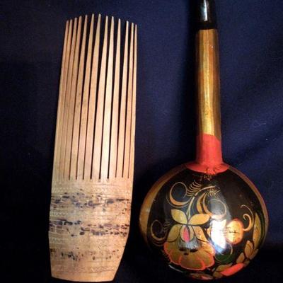 Lot Lot 145: Folk Art Paper Mache Bowl and Ladle and Clay Mugs 