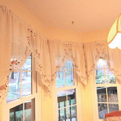 Lot 132: Three Embroidered Kitchen Window Drape Panels and Valance