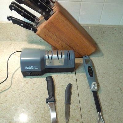 Lot 181: Mixed Knives, Wood Block, Electric Sharpener and Thermometer Fork