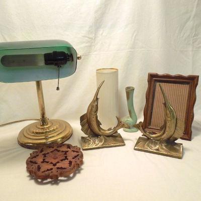 Lot 135: Brass Bookends, Frankoma Vase, Bankers Lamp et al 