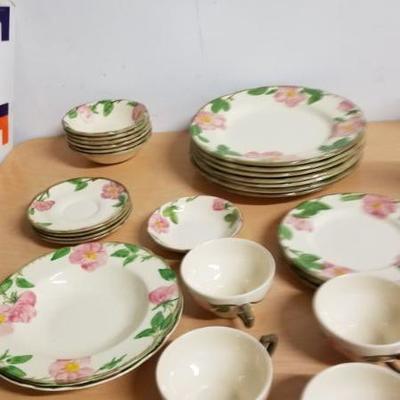 Lot 73 - 1995 Franciscan Desert Rose