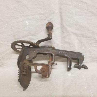 Lot 4 - Vintage Apple Peeler 