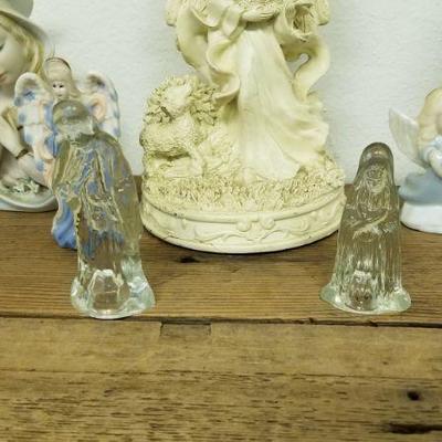 Lot 100 -Angel Figurine Lot