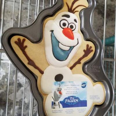 Lot 38 - Frozen Olaf